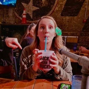 Meet your Posher, Rebecca